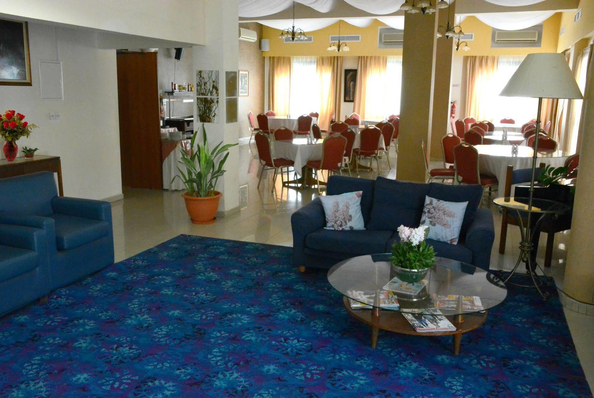 Crown Inn Hotel Нікосія Екстер'єр фото